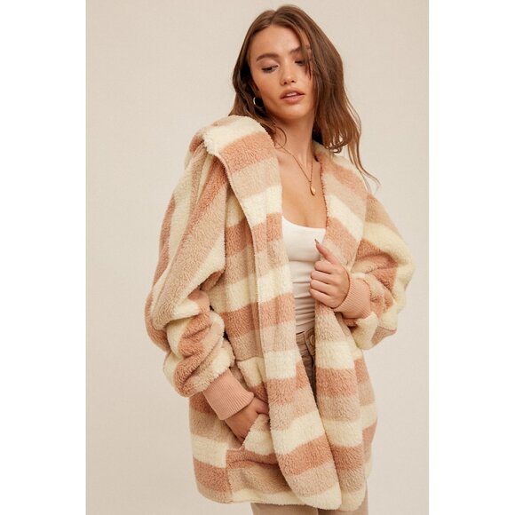 NEW Boutique Hooded Pink Teddy Jacket Cozy Sherpa Fleece Weekend Furry Soft Warm - Picture 1 of 5